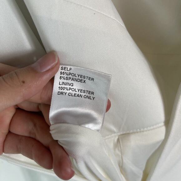 Tadashi Shoji NWT Women's Strapless Minimalistic Crepe Jumpsuit Ivory XL - Picture 6 of 9